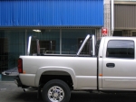 f350-sports-bar-with-rear-rack